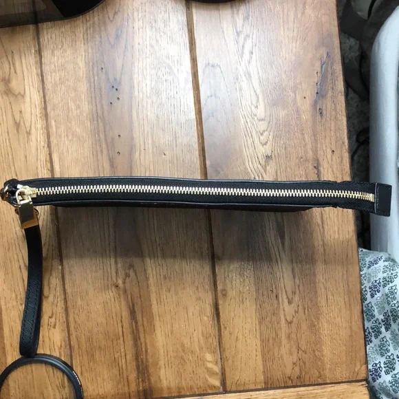 MICHAEL Michael Kors Back Clutch Wristlet OBO - Picture 6 of 10